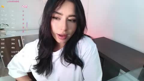 Snapshot of sweet_cami1 chatting on June 14, 2026, 9:06 pm Camila online show from June 14, 2026, 9:06 pm