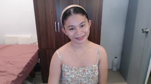 sweet_cassyxx online show from January 9, 2026, 12:30 pm