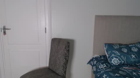 Chantelle online show from February 2, 2025, 9:02 pm