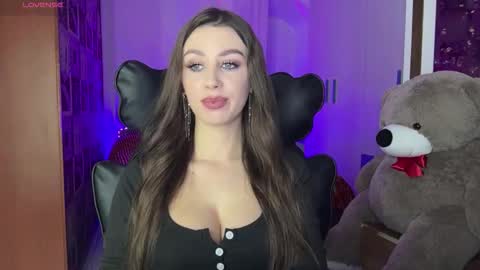 Sweet Cherry online show from December 22, 2025, 10:40 pm