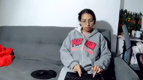 Snapshot of sweet_cum8 chatting on July 27, 2026, 8:10 am Sweet cum online show from July 27, 2026, 8:10 am