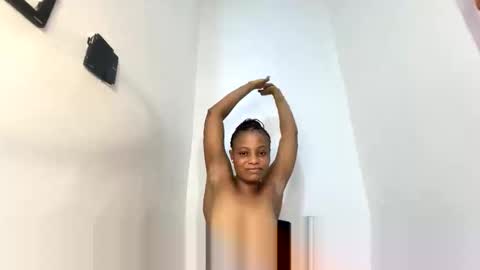 sweet_ebonycum online show from April 5, 2026, 4:26 pm