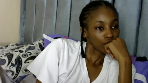 sweet_freaky online show from July 2, 2026, 6:41 am