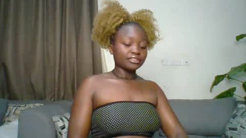 Snapshot of sweet_jenica chatting on June 22, 2026, 4:20 am ESTHER NEEMA online show from June 22, 2026, 4:20 am