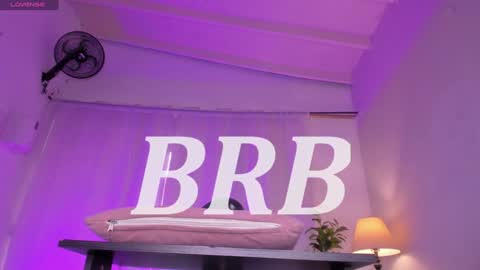 Snapshot of sweet_kahia chatting on December 27, 2024, 2:22 pm Diana online show from December 27, 2024, 2:22 pm