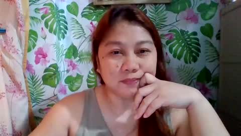 sweet_kayley online show from December 14, 2024, 2:34 am