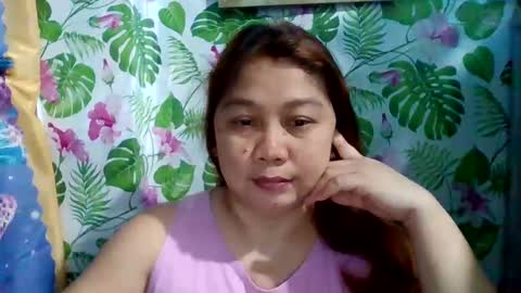 sweet_kayley online show from December 15, 2024, 2:48 pm