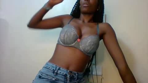 Snapshot of sweet_kcandy chatting on May 3, 2026, 8:15 pm Sweet KCandy online show from May 3, 2026, 8:15 pm