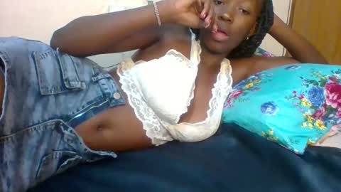 Snapshot of sweet_kcandy chatting on May 9, 2026, 9:09 pm Sweet KCandy online show from May 9, 2026, 9:09 pm