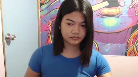sweet_kimmy_onboard online show from June 12, 2026, 7:40 am