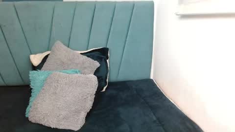 sweet_kitty_05 online show from April 20, 2026, 12:24 am