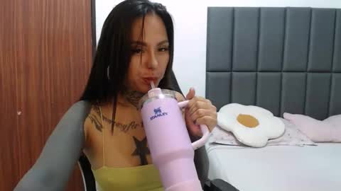 sweet_kittykatya online show from January 13, 2026, 4:23 pm