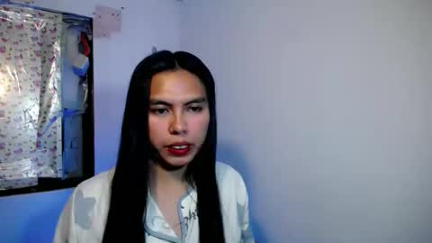 sweet_kyline69 online show from November 5, 2025, 1:00 pm