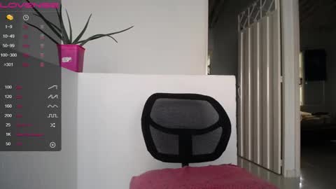 Lady online show from January 8, 2025, 9:01 pm