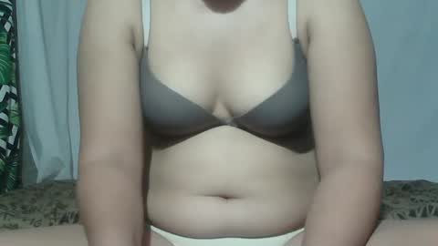 Snapshot of sweet_lily0613 chatting on March 3, 2025, 11:24 pm sweet_lily0613 online show from March 3, 2025, 11:24 pm