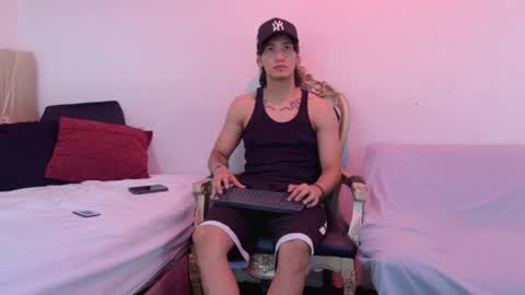 Snapshot of sweet_litle_ chatting on June 9, 2026, 12:17 pm Mia online show from June 9, 2026, 12:17 pm