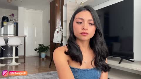 free            private online show from October 1, 2025, 5:41 pm