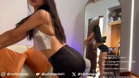 Snapshot of sweet_littleee chatting on May 3, 2026, 6:25 pm free private online show from May 3, 2026, 6:25 pm