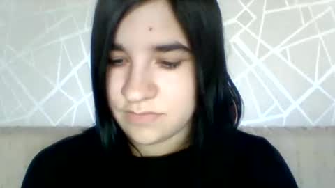 Snapshot of sweet_love2223 chatting on June 2, 2026, 10:50 am sweet_love2223 online show from June 2, 2026, 10:50 am