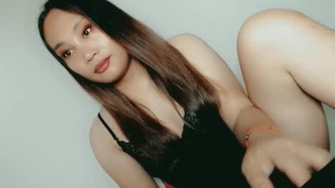 Snapshot of sweet_lover5 chatting on May 1, 2026, 2:38 am SWEET LOVE online show from May 1, 2026, 2:38 am