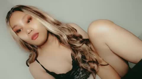 Snapshot of sweet_lover5 chatting on May 3, 2026, 10:10 am SWEET LOVE online show from May 3, 2026, 10:10 am