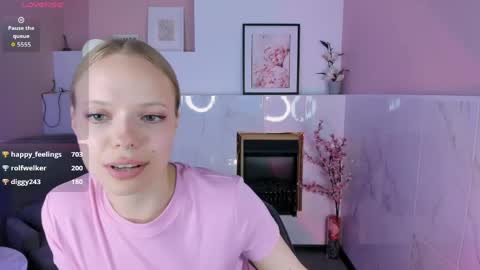 Lucy online show from May 25, 2026, 1:55 am