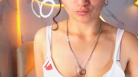 Snapshot of sweet_morita_tx chatting on December 19, 2025, 10:39 pm Live 1500am 2100pm online show from December 19, 2025, 10:39 pm