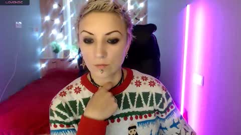 sweet_n_strong online show from November 13, 2025, 8:02 am