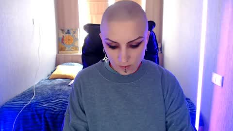 sweet_n_strong online show from April 7, 2026, 9:43 am