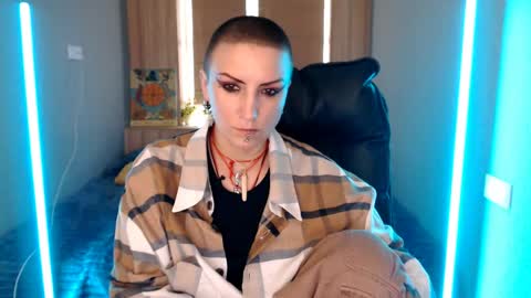 Snapshot of sweet_n_strong chatting on April 25, 2026, 1:52 pm sweet_n_strong online show from April 25, 2026, 1:52 pm
