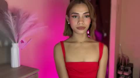 sweet_nikki03 online show from October 2, 2025, 7:54 pm