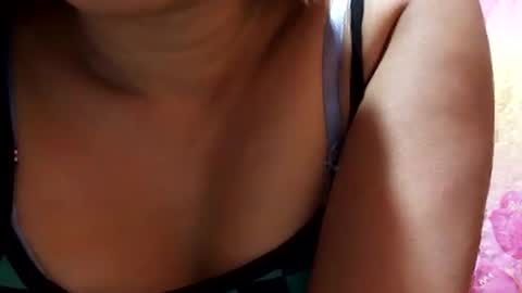 Snapshot of sweet_nina4uxx chatting on January 29, 2025, 1:58 am Nina online show from January 29, 2025, 1:58 am