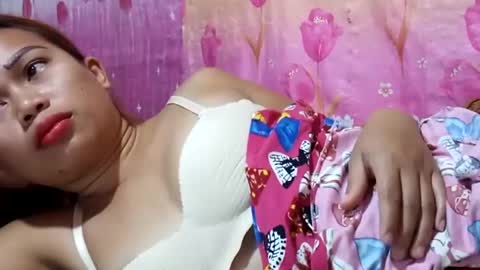 Snapshot of sweet_nina4uxx chatting on February 26, 2025, 5:20 am Nina online show from February 26, 2025, 5:20 am