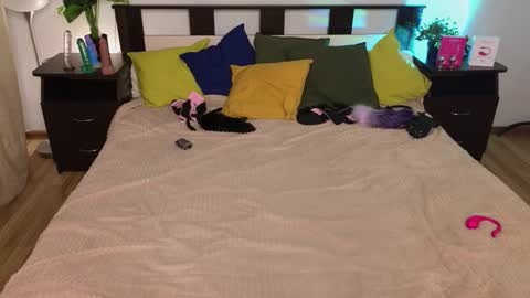 Tasya online show from September 14, 2025, 2:54 am