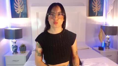   online show from September 26, 2025, 8:24 pm