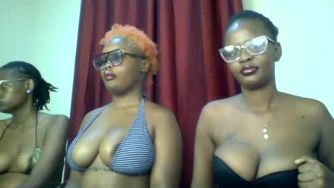 Snapshot of sweet_rayana_ chatting on June 30, 2026, 2:12 am sweet rayana online show from June 30, 2026, 2:12 am