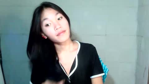Snapshot of sweet_reyan2003 chatting on May 13, 2026, 2:14 pm REYAN online show from May 13, 2026, 2:14 pm