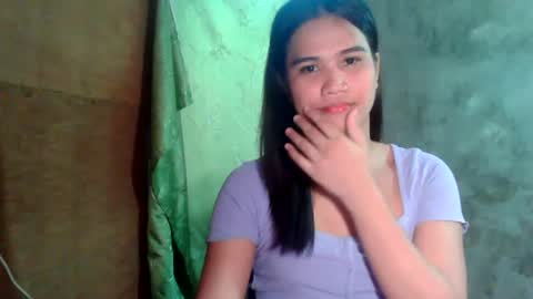 Snapshot of sweet_reyan2003 chatting on June 20, 2026, 7:00 am REYAN online show from June 20, 2026, 7:00 am