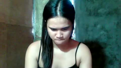 Snapshot of sweet_reyan2003 chatting on July 1, 2026, 2:13 am REYAN online show from July 1, 2026, 2:13 am