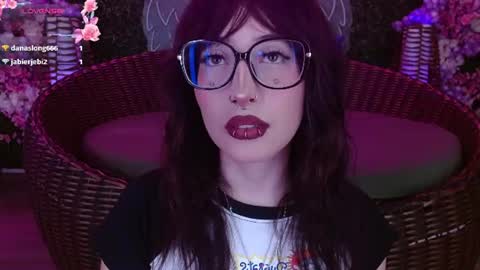 Roxanee online show from July 10, 2026, 9:39 pm