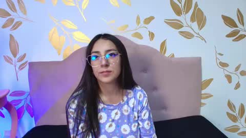 Sammy Lauren online show from February 25, 2025, 3:52 am