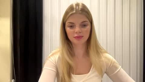 Mira online show from October 4, 2025, 9:02 pm