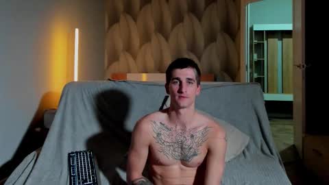 sweet_smith8 online show from November 9, 2025, 5:00 pm