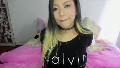              online show from October 28, 2025, 1:53 am