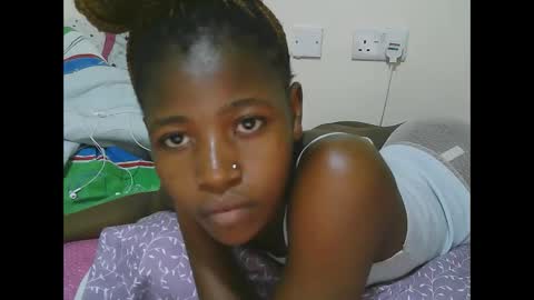 Tatty online show from March 12, 2025, 1:25 am