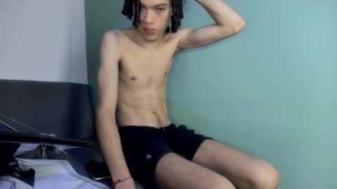 Tippot and Germaine online show from December 21, 2025, 3:02 am