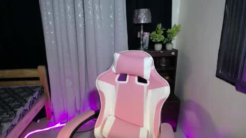 Snapshot of sweet_trishaxx chatting on January 25, 2025, 8:53 am Trisha online show from January 25, 2025, 8:53 am