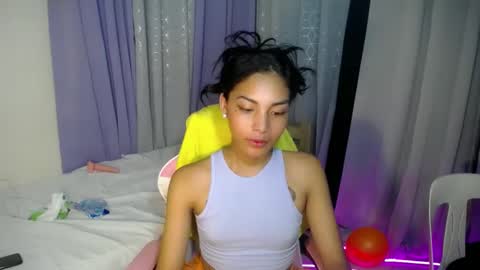 Snapshot of sweet_trishaxx chatting on February 9, 2025, 3:00 am Trisha online show from February 9, 2025, 3:00 am