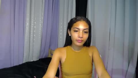 Snapshot of sweet_trishaxx chatting on February 26, 2025, 5:20 am Trisha online show from February 26, 2025, 5:20 am