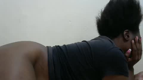 sweet_veebouset online show from January 13, 2026, 9:42 pm